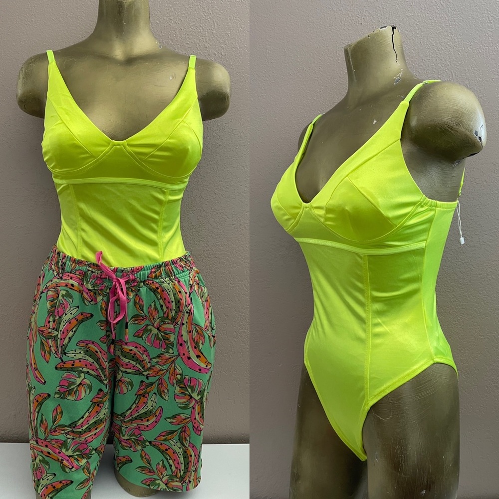 TRACY ANDERSON NWOT Dayglo NEON Flouro BODYSUIT XS - L Festival / Workout/Dance